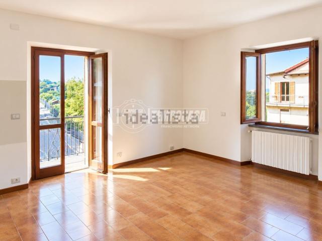 Appartamento in vendita di 62 m² in Via Crotto Urago, 52