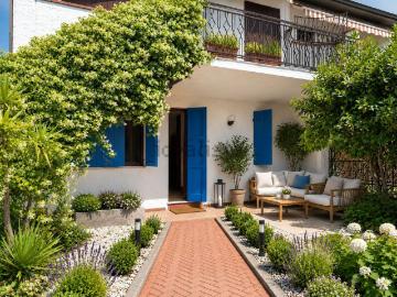 Appartamento in vendita di 62 m² in Via Fratelli Rosselli, 1820