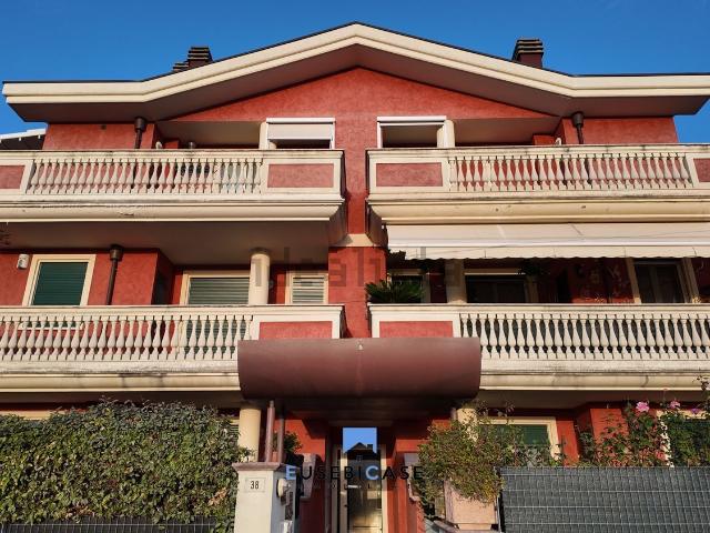 Appartamento in vendita di 62 m² in Via la Pastora, 38