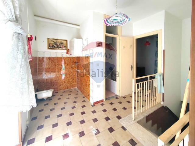 Appartamento in vendita di 67 m² in Vico Dario, 33