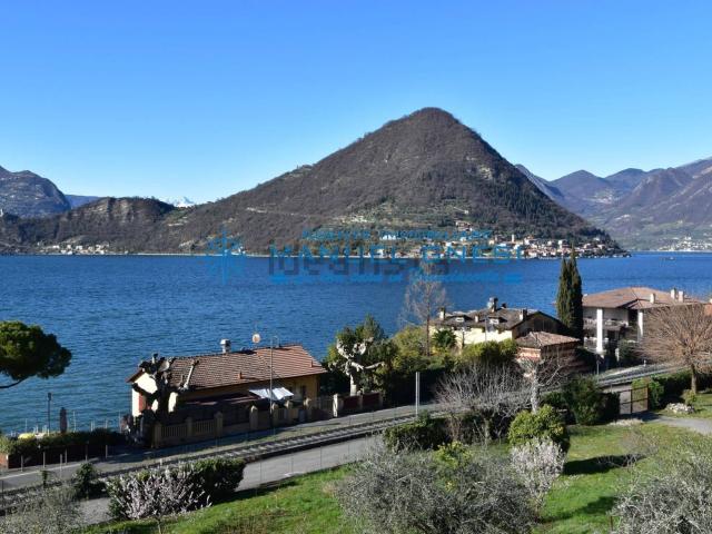 Appartamento in vendita di 67 m² in Via Vertine, 12