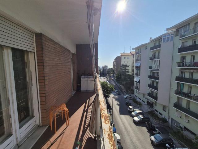 Appartamento in vendita di 67 m² in Via Capodistria, 33