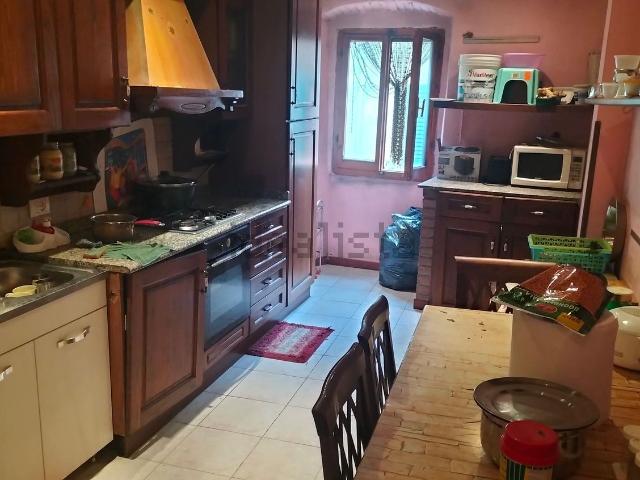 Appartamento in vendita di 67 m² in Via Cennano