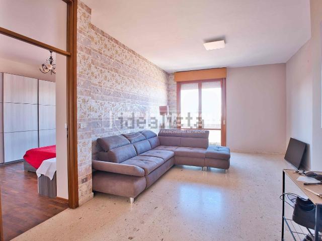 Appartamento in vendita di 70 m² in Via Giuseppe Chicco, 4