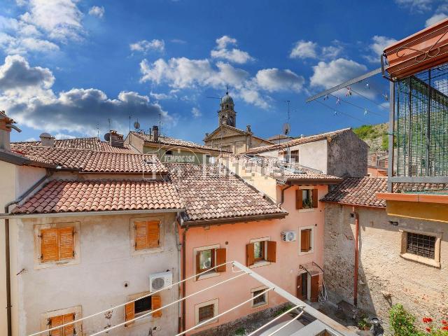 Appartamento in vendita di 67 m² in Via Lavello, 7