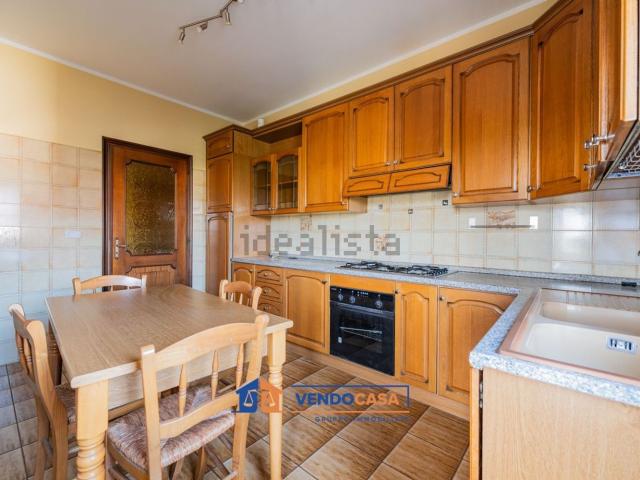 Appartamento in vendita di 67 m² in Via Montanera, 4