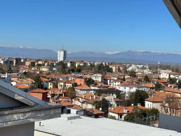 Appartamento in vendita di 67 m² in Via Montello, 7