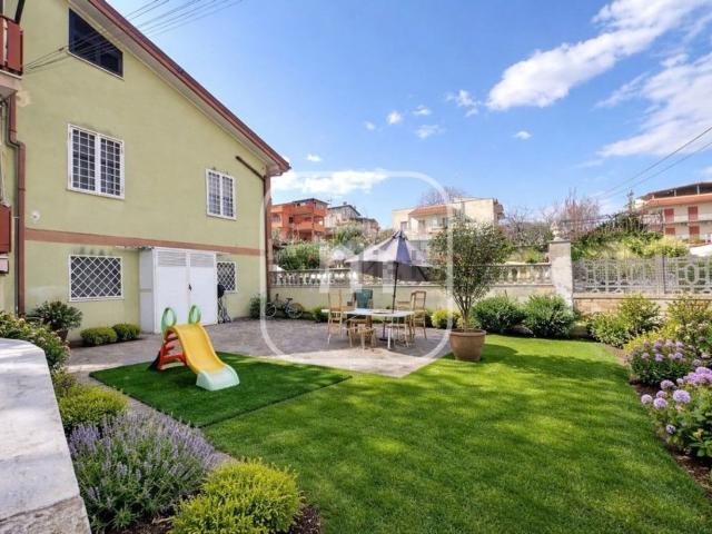 Appartamento in vendita di 67 m² in Via Mutignano, 15