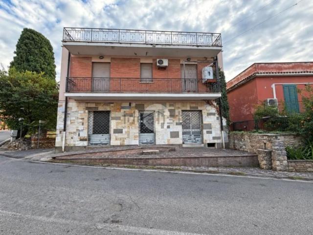 Appartamento in vendita di 67 m² in Via Roma, 165