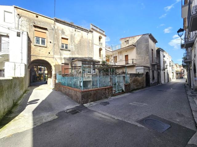 Appartamento in vendita di 67 m² in Via San Potito, 35