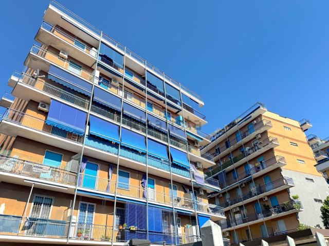 Appartamento in vendita di 67 m² in Viale Piemonte, 21