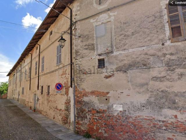 Appartamento in vendita di 640 m² in Via Roma, 12
