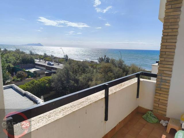 Appartamento in vendita di 64 m² in Strada Lungomare, 3275
