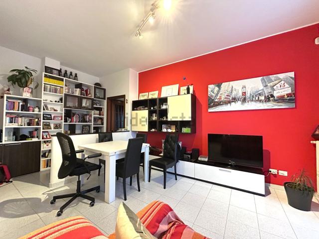 Appartamento in vendita di 64 m² in Via Ugo Foscolo