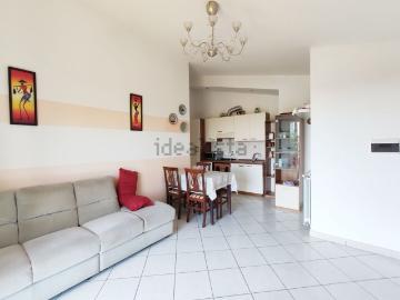 Appartamento in vendita di 64 m² in Via Etna, 10