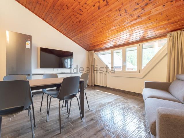 Appartamento in vendita di 64 m² in Via Giomein, 11