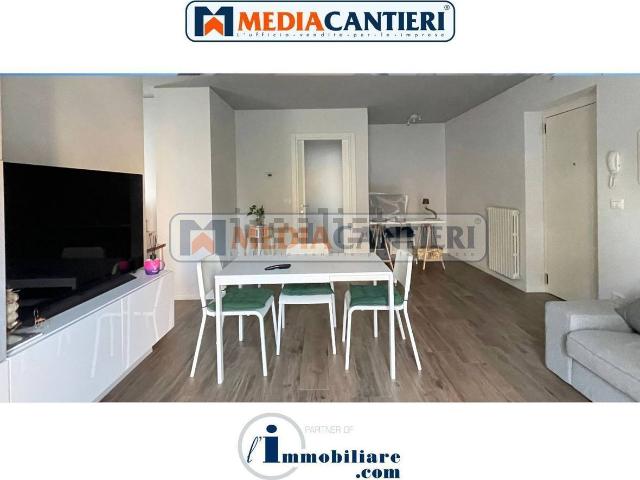 Appartamento in vendita di 64 m² in Via Gole di Celano, 2