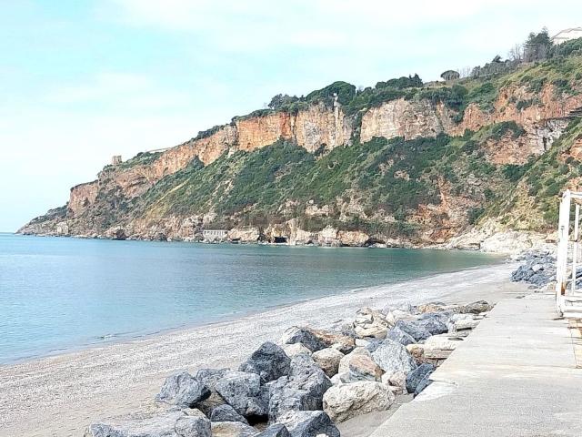 Appartamento in vendita di 64 m² in Via Lampetia, 6