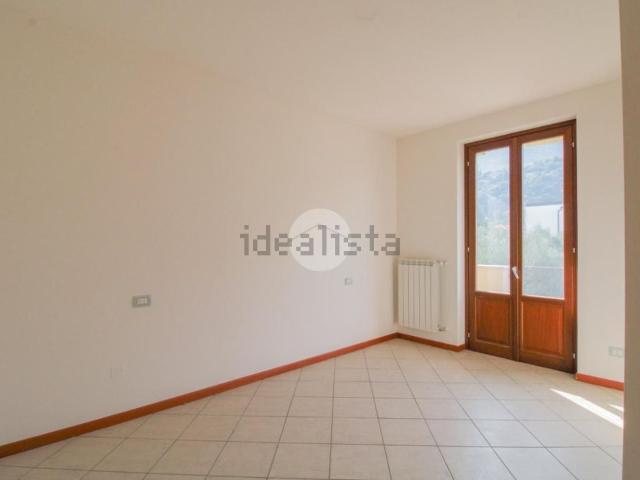 Appartamento in vendita di 64 m² in Via Lungolago Giuseppe Zanardelli