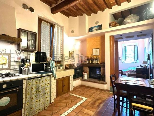 Appartamento in vendita di 64 m² in Via Lucchese, 164