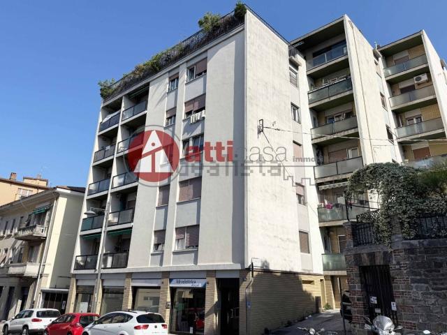 Appartamento in vendita di 64 m² in Via Pasquale Revoltella, 74