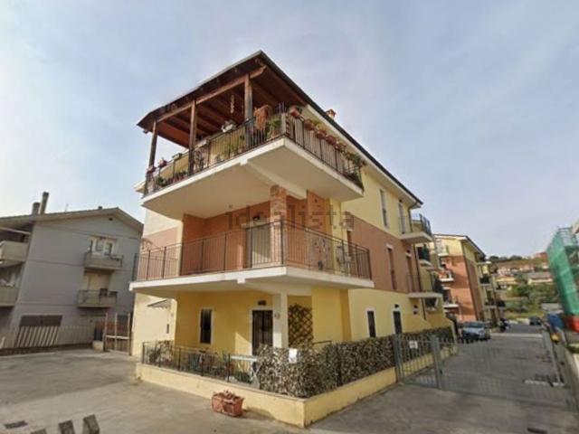 Appartamento in vendita di 64 m² in Via Roma