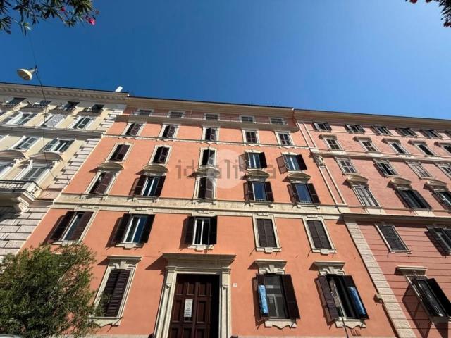 Appartamento in vendita di 64 m² in Via Ruggero Bonghi, 38
