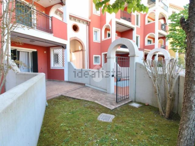 Appartamento in vendita di 64 m² in Viale delle Tortore, 6