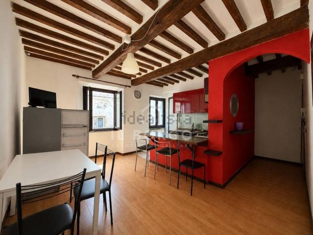 Appartamento in vendita di 65 m² in Borgo della Vittoria, 19