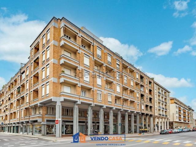 Appartamento in vendita di 65 m² in Corso Nizza, 82