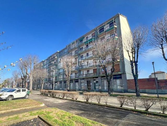 Appartamento in vendita di 65 m² in Corso Cesare Battisti, 54