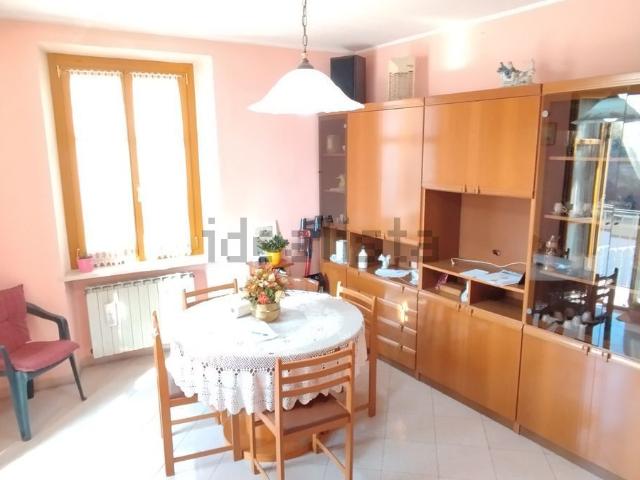 Appartamento in vendita di 65 m² in Piazza Cavour, 8