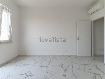 Appartamento in vendita di 65 m² in Piazza Monte alla Rena, 57016