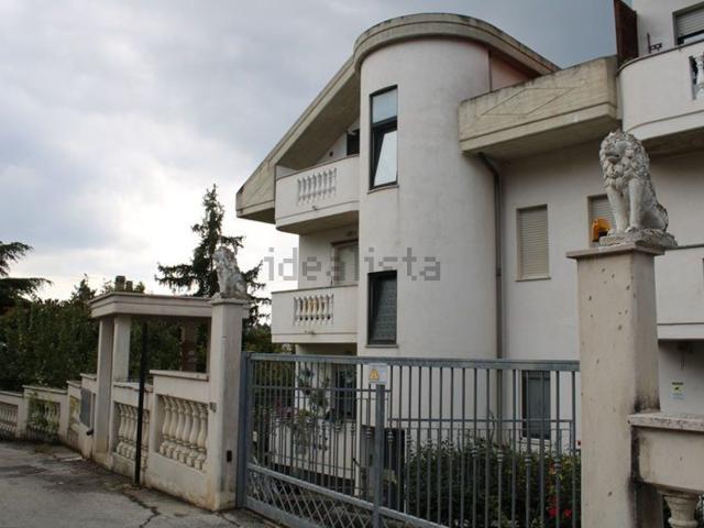Appartamento in vendita di 65 m² in Strada Colle Scorrano, 62