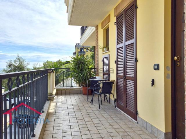 Appartamento in vendita di 65 m² in Strada Provinciale San Girio, 8