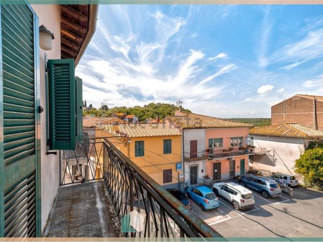 Appartamento in vendita di 65 m² in Vicolo delle cantinacce, 16