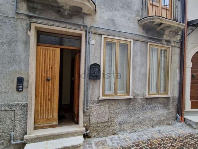 Appartamento in vendita di 65 m² in Via 4 Novembre