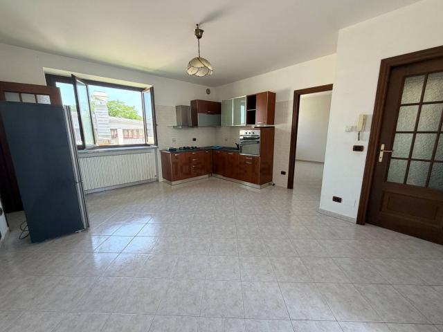 Appartamento in vendita di 65 m² in Via Torino, 38