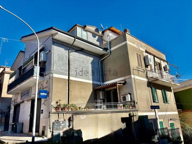 Appartamento in vendita di 65 m² in Via Umberto Maddalena, 13