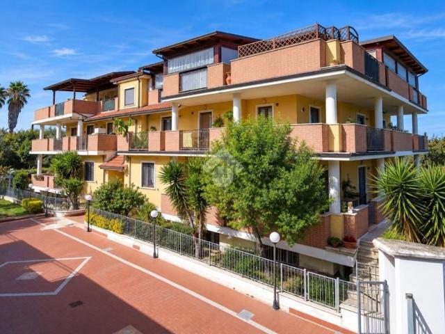 Appartamento in vendita di 65 m² in Via Vecchia Salaria, 57