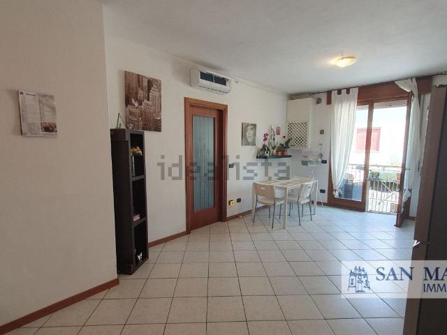 Appartamento in vendita di 65 m² in Strada Statale Pasubio, 51