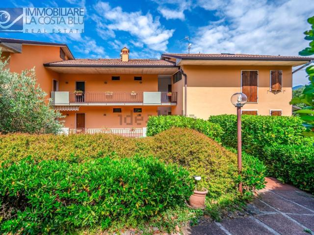 Appartamento in vendita di 65 m² in Via Ca&apos  Bianca