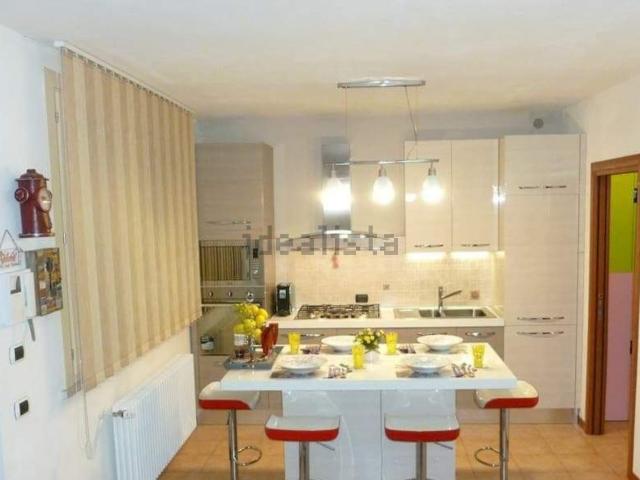 Appartamento in vendita di 65 m² in Via Cararola
