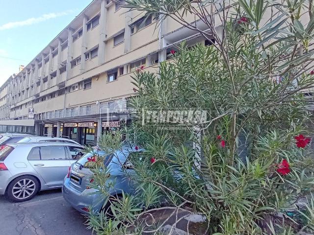 Appartamento in vendita di 65 m² in Via Carlo Romanò, 36