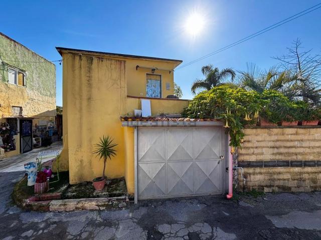 Appartamento in vendita di 65 m² in Via Casa Cirillo