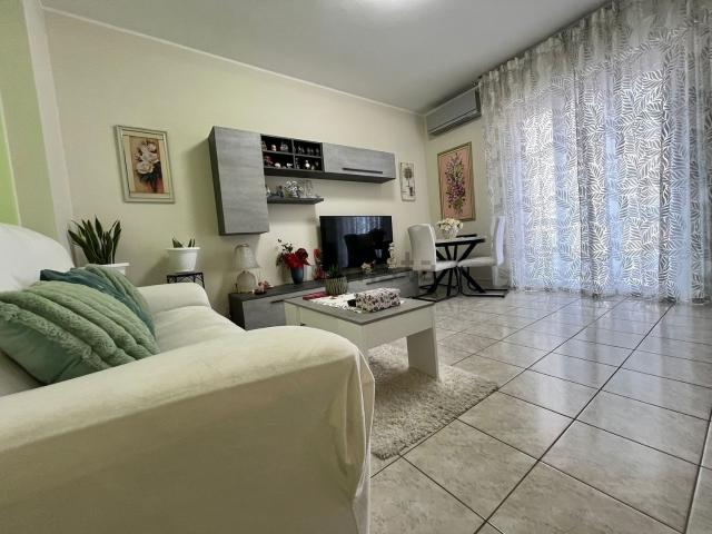 Appartamento in vendita di 65 m² in Via Cesare Battisti, 39