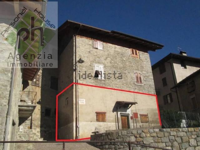 Appartamento in vendita di 65 m² in Via Cesare Battisti