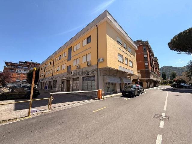 Appartamento in vendita di 65 m² in Via dei Salici, 7