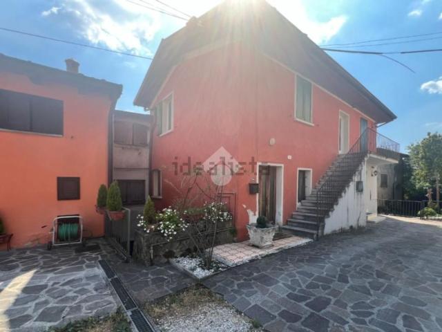 Appartamento in vendita di 65 m² in Via del Castello, 11
