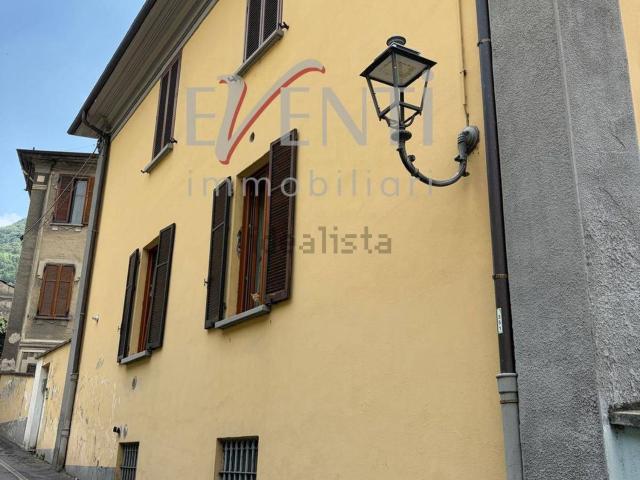 Appartamento in vendita di 65 m² in Via Giacomo Matteotti, 14